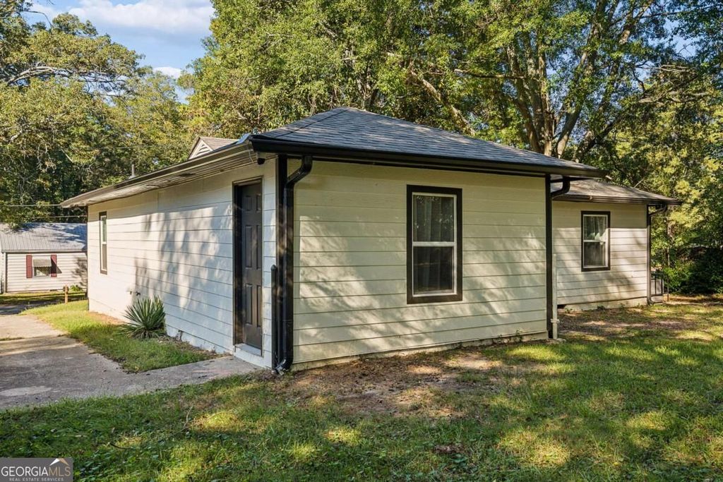 569 Yancey Drive, Forest Park, GA 30297 — photo 4