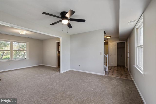 204 POPLAR RD, Chalfont, PA 18914