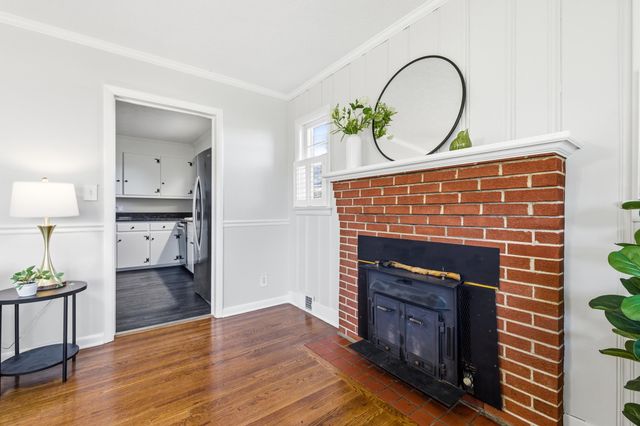 2418 MT VERNON ST, Waynesboro, VA 22980