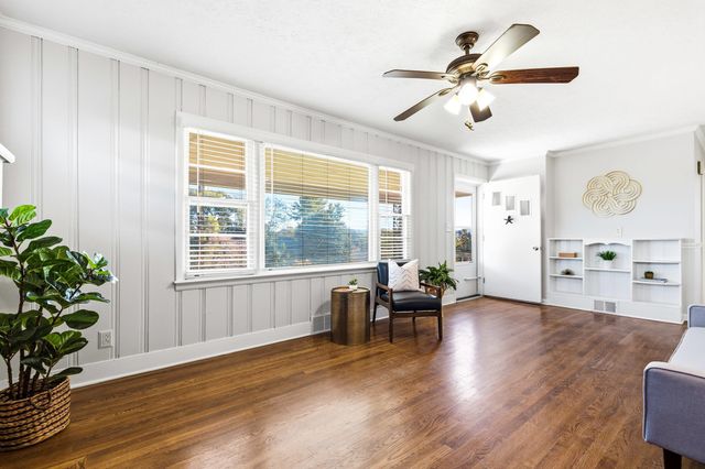 2418 MT VERNON ST, Waynesboro, VA 22980