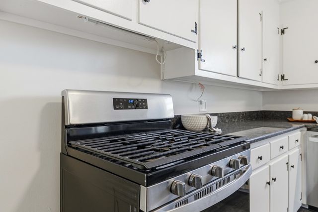 2418 MT VERNON ST, Waynesboro, VA 22980