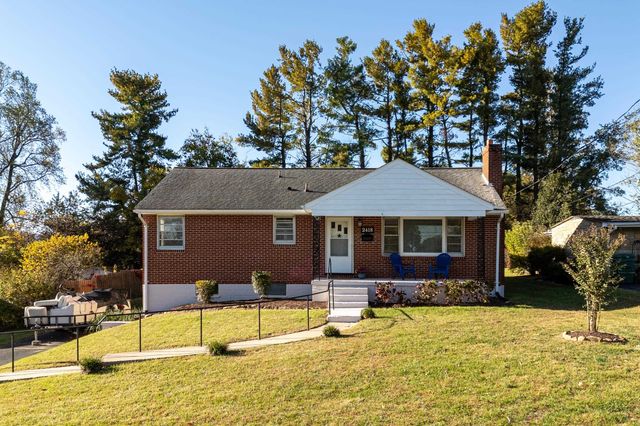 2418 MT VERNON ST, Waynesboro, VA 22980