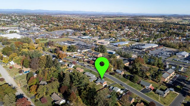 2418 MT VERNON ST, Waynesboro, VA 22980