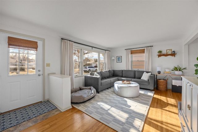 110 27th Ave Drive SW, Cedar Rapids, IA 52404