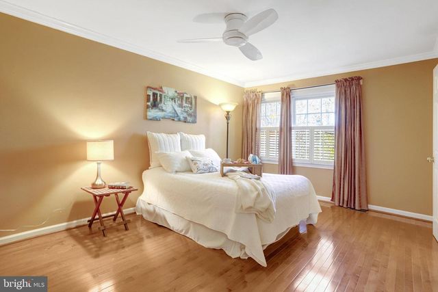 6122 OLD BRENTFORD CT, Alexandria, VA 22310