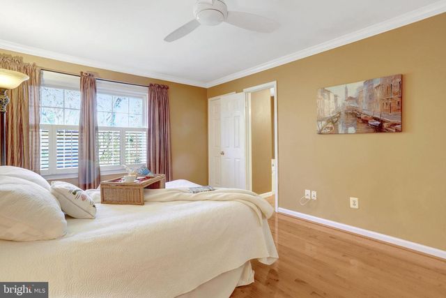 6122 OLD BRENTFORD CT, Alexandria, VA 22310