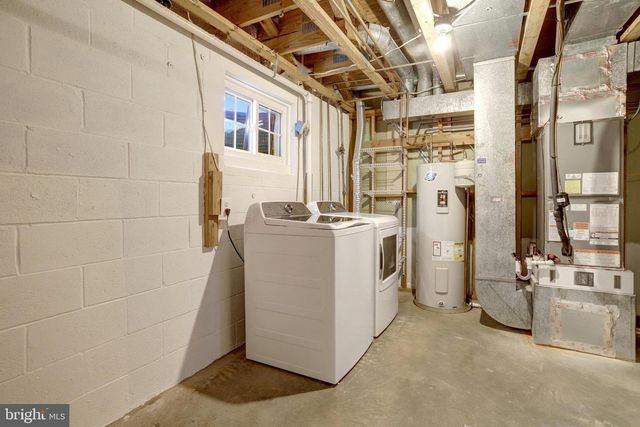 6122 OLD BRENTFORD CT, Alexandria, VA 22310