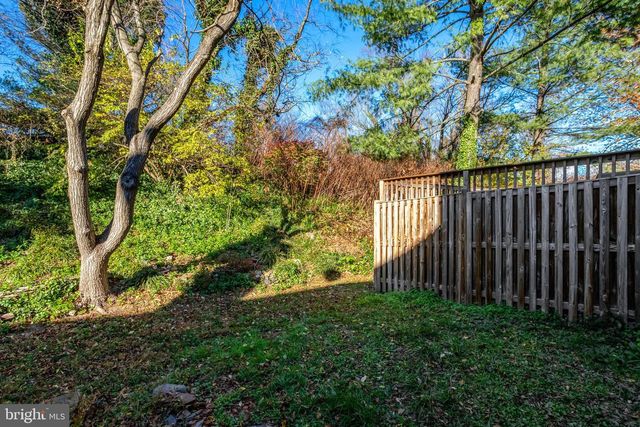 6122 OLD BRENTFORD CT, Alexandria, VA 22310