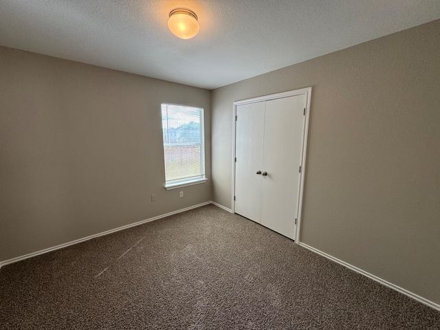 6733 Plains Crest DR, Del Valle, TX 78617