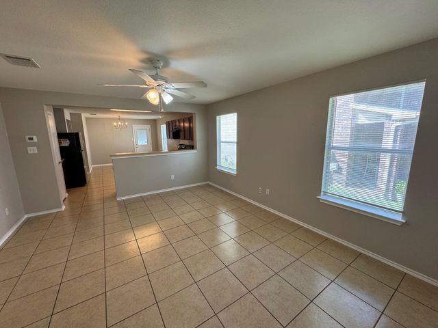 6733 Plains Crest DR, Del Valle, TX 78617