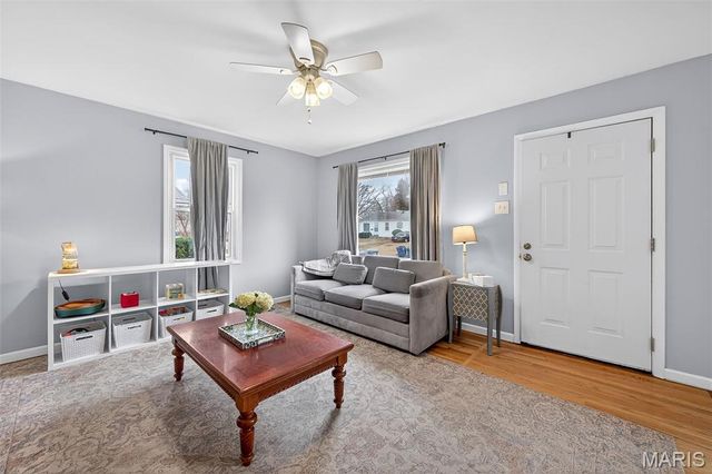 12157 Belaire Place, Maryland Heights, MO 63043