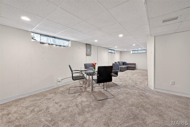 12157 Belaire Place, Maryland Heights, MO 63043