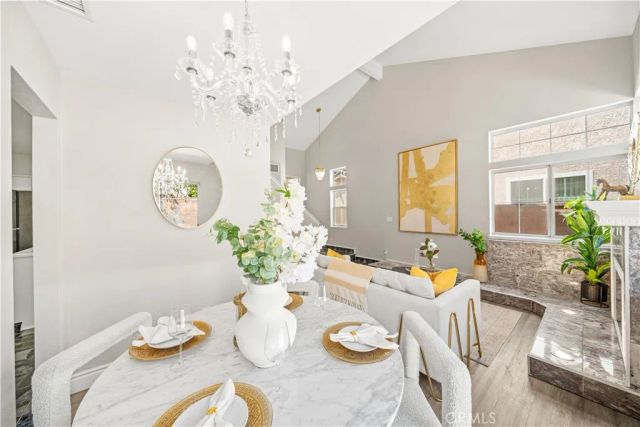 317 Somerset Court, Azusa, CA 91702
