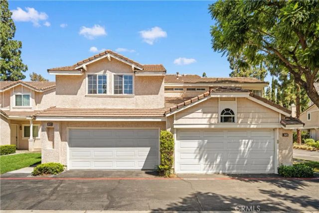 317 Somerset Court, Azusa, CA 91702