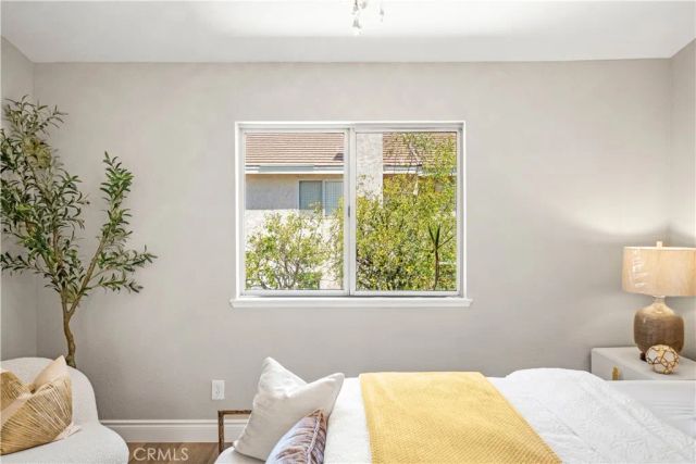 317 Somerset Court, Azusa, CA 91702