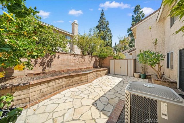 317 Somerset Court, Azusa, CA 91702