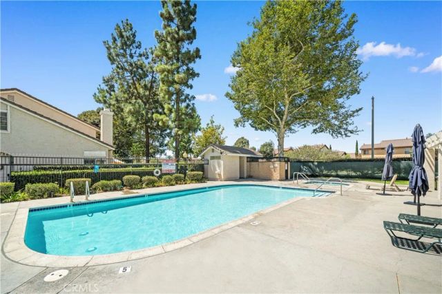 317 Somerset Court, Azusa, CA 91702