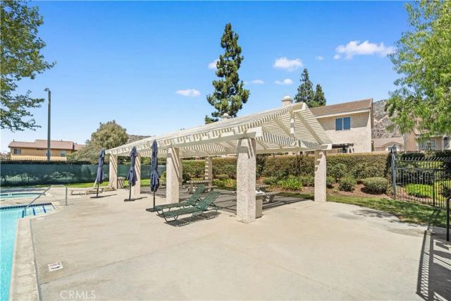 317 Somerset Court, Azusa, CA 91702