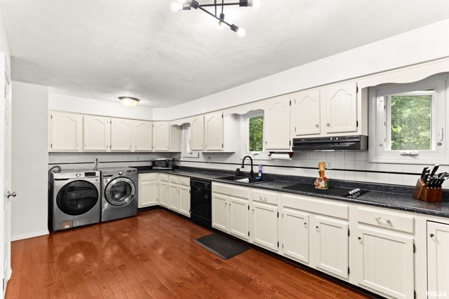 214 MATHENY Road, East Peoria, IL 61611