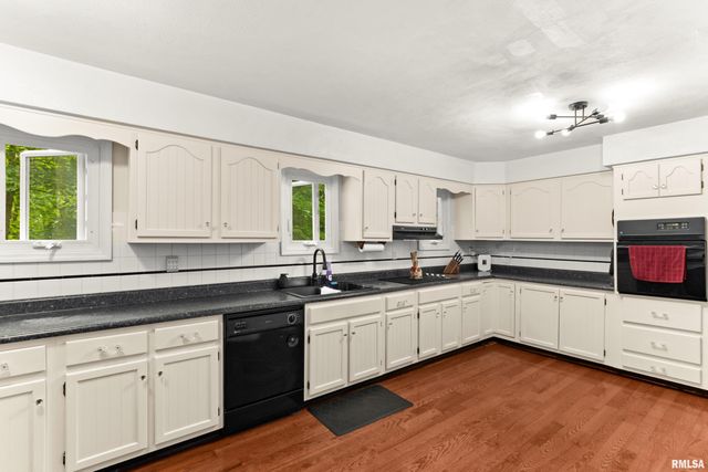 214 MATHENY Road, East Peoria, IL 61611