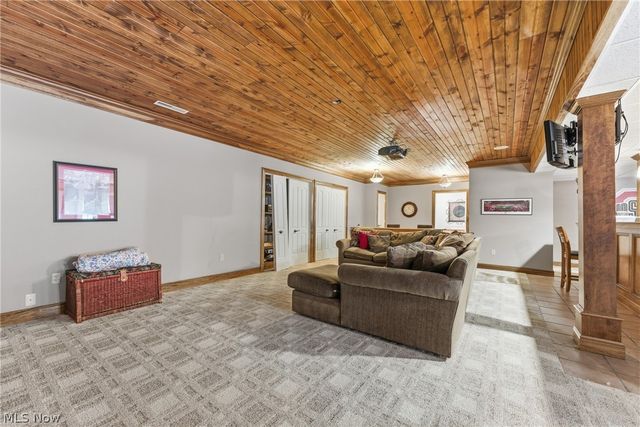 8550 Drummond Drive NW, Massillon, OH 44646