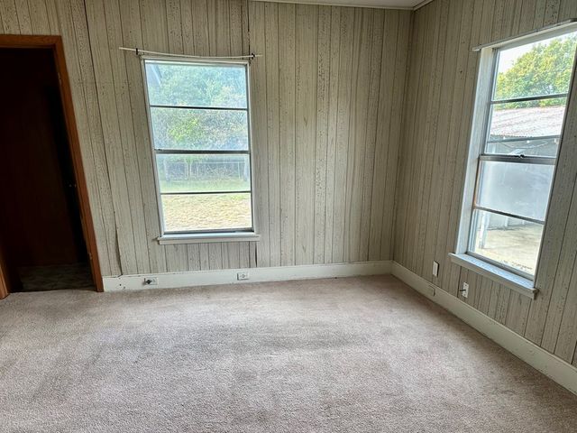 103 Jefferson St, Kerrville, TX 78028