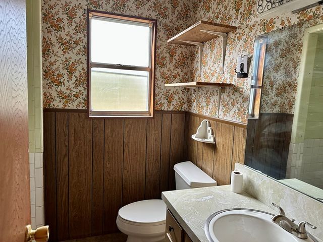 103 Jefferson St, Kerrville, TX 78028