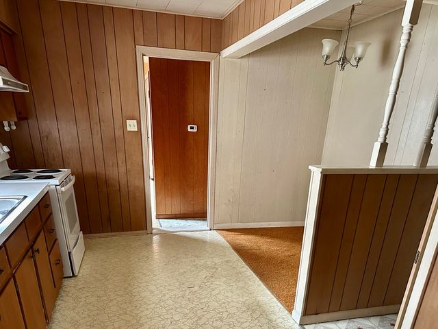 103 Jefferson St, Kerrville, TX 78028