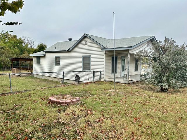 103 Jefferson St, Kerrville, TX 78028