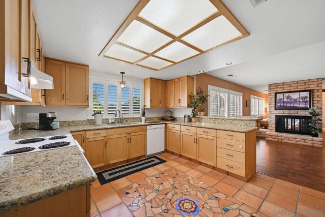 2826 Calle De Malibu, Escondido, CA 92029