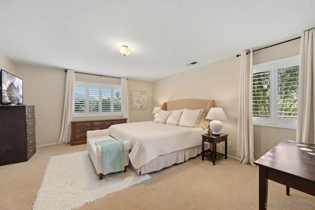 2826 Calle De Malibu, Escondido, CA 92029