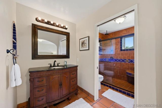 2826 Calle De Malibu, Escondido, CA 92029