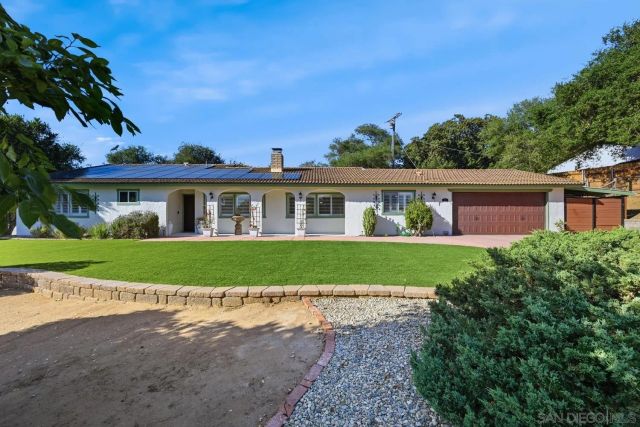 2826 Calle De Malibu, Escondido, CA 92029