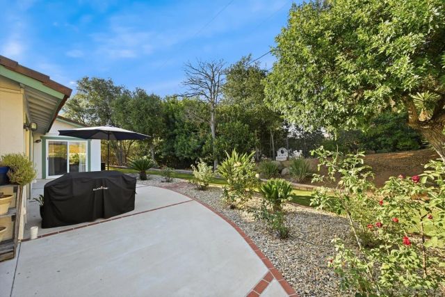 2826 Calle De Malibu, Escondido, CA 92029