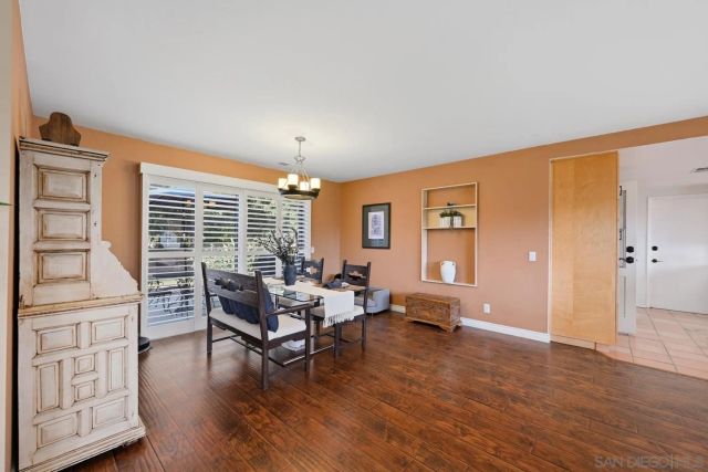 2826 Calle De Malibu, Escondido, CA 92029