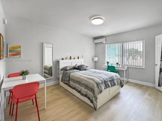 6647 SW 59th Pl 208, South Miami, FL 33143