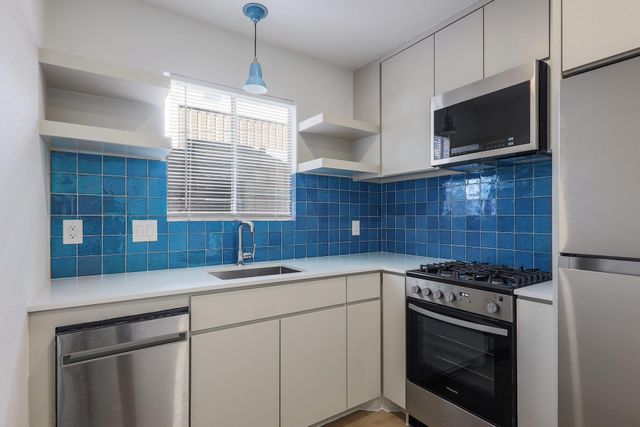 902 Jessie ST B, Austin, TX 78704