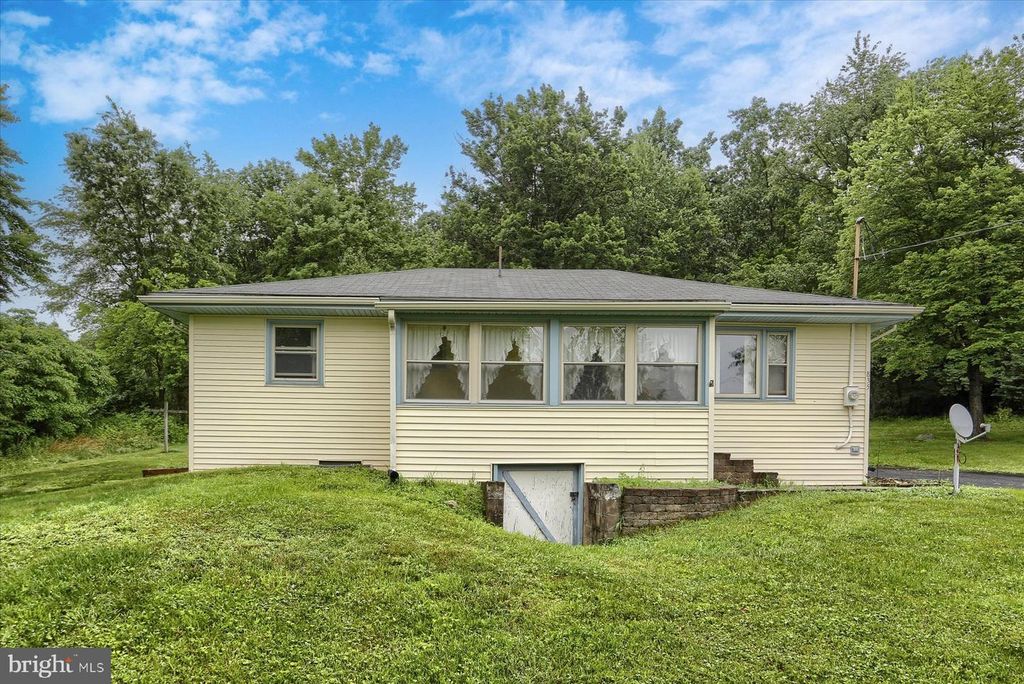 835 GERMANY RIDGE ROAD, Elliottsburg, PA 17024