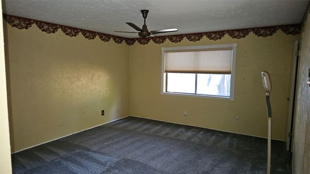 2705 Creekview Drive, Arlington, TX 76016