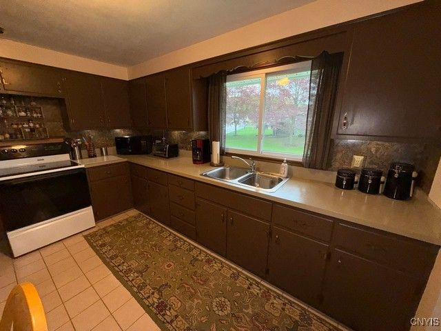 101 Gulino Avenue, Camillus, NY 13031