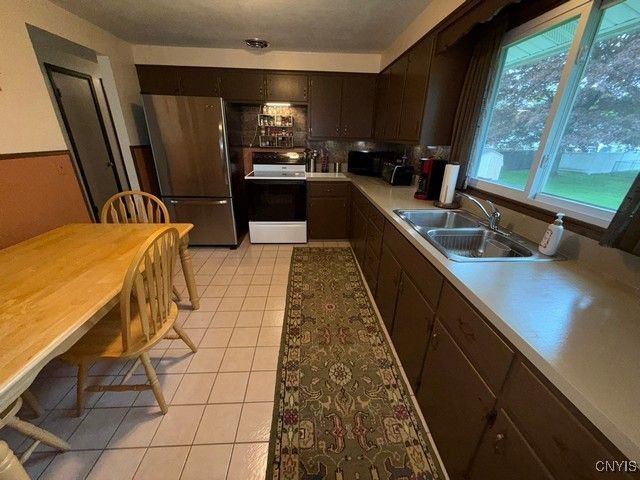 101 Gulino Avenue, Camillus, NY 13031