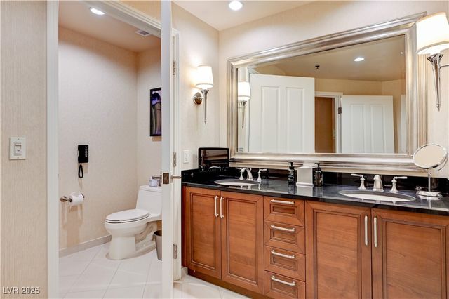 125 East Harmon Avenue 3418, Las Vegas, NV 89109