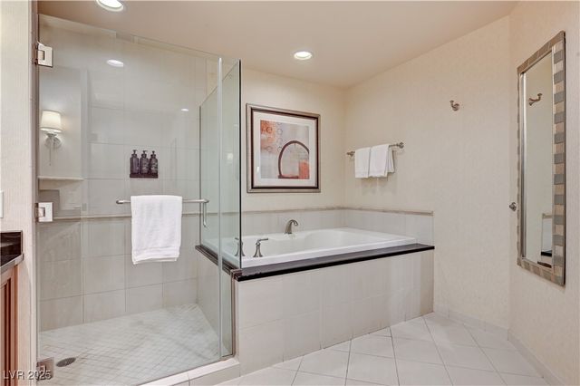 125 East Harmon Avenue 3418, Las Vegas, NV 89109