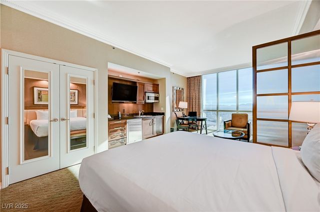 125 East Harmon Avenue 3418, Las Vegas, NV 89109