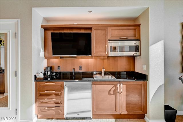 125 East Harmon Avenue 3418, Las Vegas, NV 89109