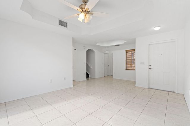 8520 NW 139th Terrace 1602, Miami Lakes, FL 33016