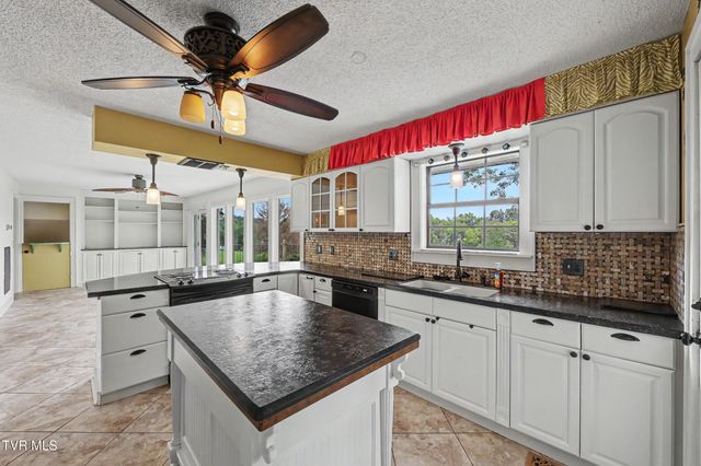 1417 Upland Avenue, Greeneville, TN 37743
