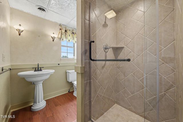 1417 Upland Avenue, Greeneville, TN 37743