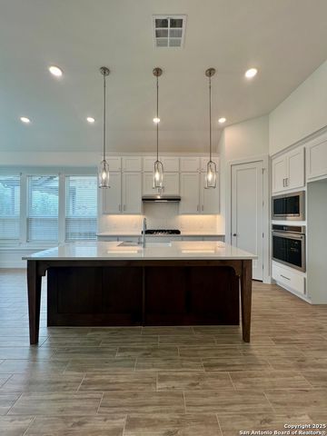12431 Lanthimos, San Antonio, TX 78254