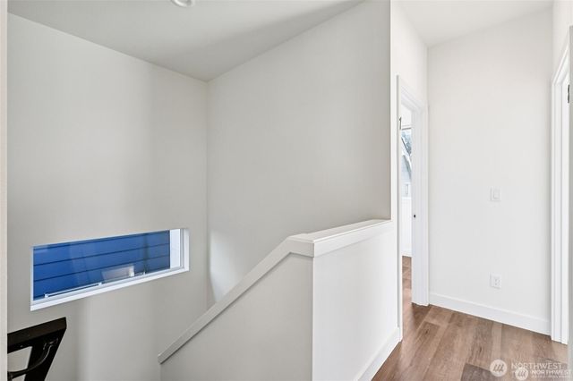 5259 Brooklyn Avenue NE, Seattle, WA 98105